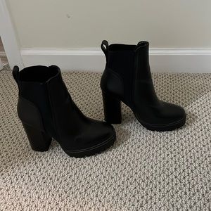 Steve Madden boots